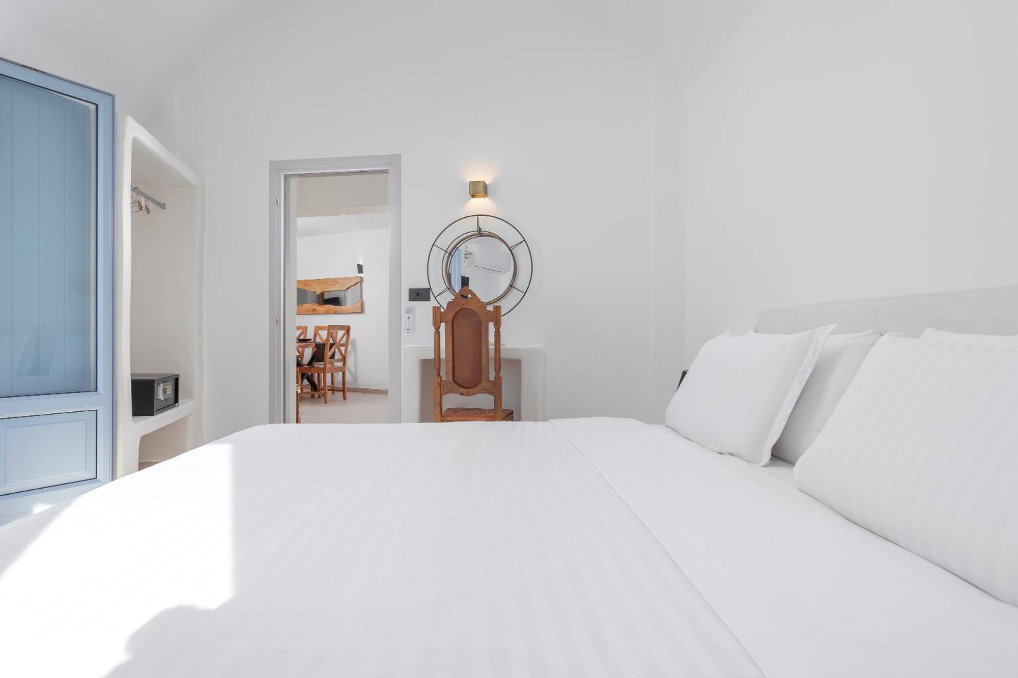 Sole D'Oro Luxury Suites Oía Cameră foto